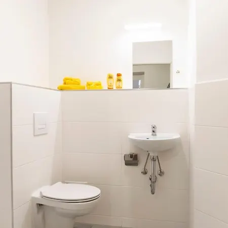 Cosy Loft Style In Wilmersdorf Берлин